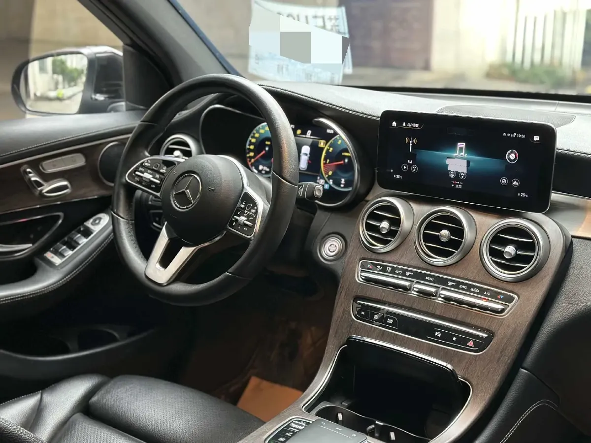 2021 Mercedes-Benz GLC Class 2.0T 197HP L4 9AT,autocango,china used car exporter,china ev exporter,chinese used car exporter,chinese used ev exporter