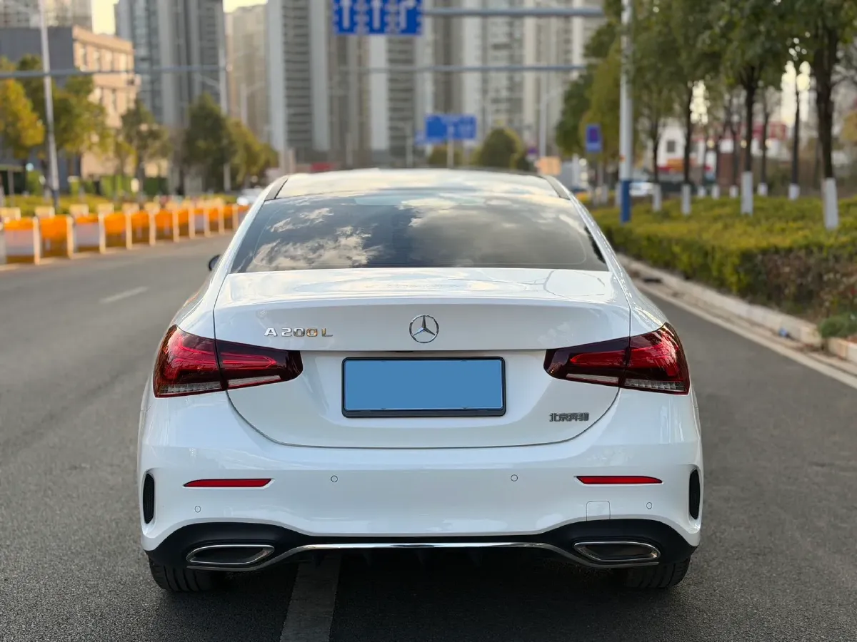 2021 Mercedes-Benz A Class 1.3T 163HP L4 7DCT,autocango,china used car exporter,china ev exporter,chinese used car exporter,chinese used ev exporter