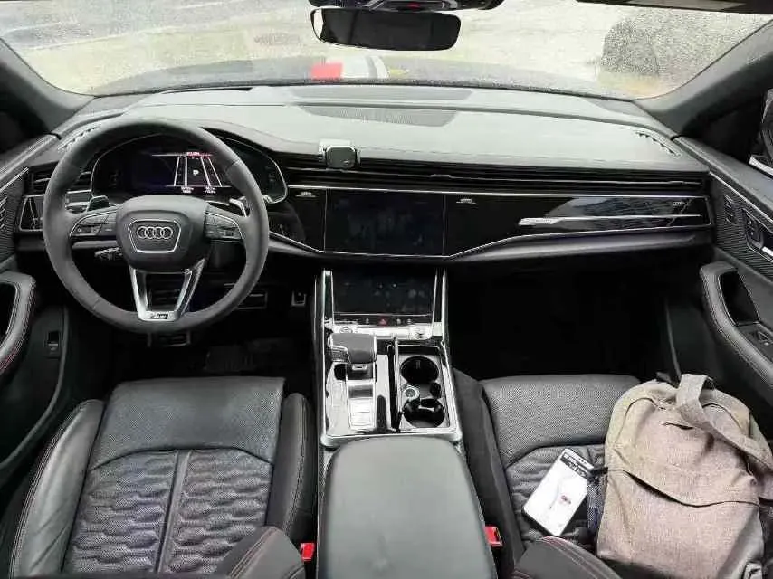 2022 Audi RS Q8 4.0T 600HP V8 8AT,autocango,china used car exporter,china ev exporter,chinese used car exporter,chinese used ev exporter