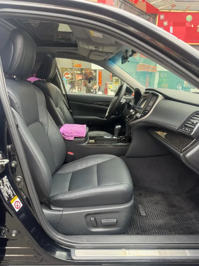 2018 Infiniti Q50L 2.0T 211HP L4 7AT,autocango,china used car exporter,china ev exporter,chinese used car exporter,chinese used ev exporter