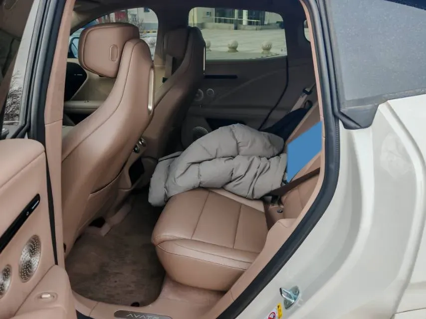 2026 Avatr 07 BEV,autocango,china used car exporter,china ev exporter,chinese used car exporter,chinese used ev exporter