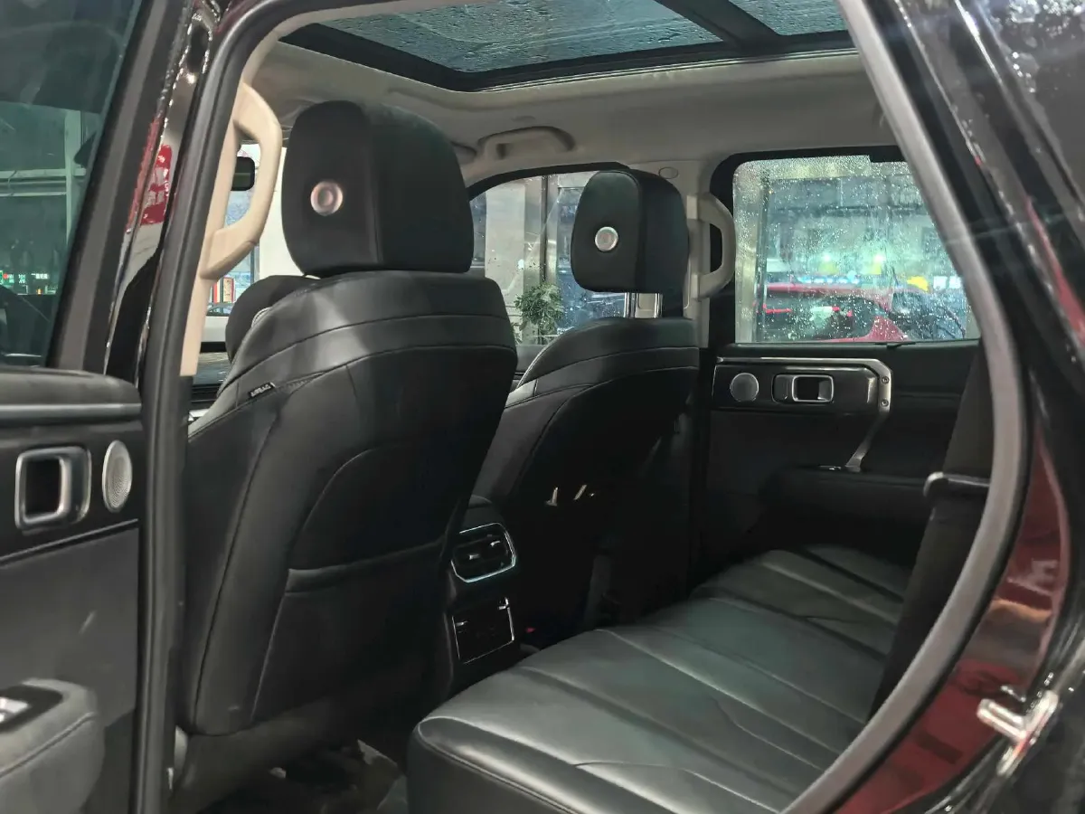 2023 Tank 400 2.0T 252HP L4 9AT PHEV 37.1KWH,autocango,china used car exporter,china ev exporter,chinese used car exporter,chinese used ev exporter