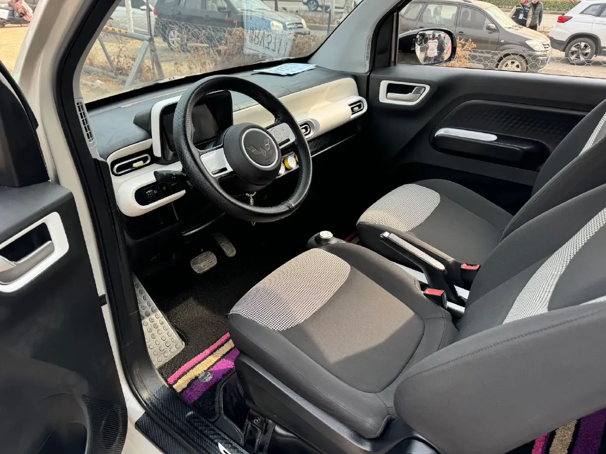 2025 WuLing ZhiGuang BEV 17.7KWH,autocango,china used car exporter,china ev exporter,chinese used car exporter,chinese used ev exporter