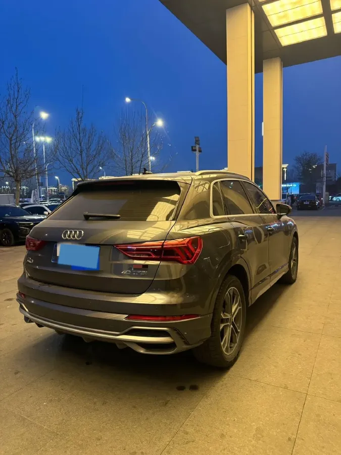 2023 Audi Q3 2.0T 186HP L4 7DCT,autocango,china used car exporter,china ev exporter,chinese used car exporter,chinese used ev exporter