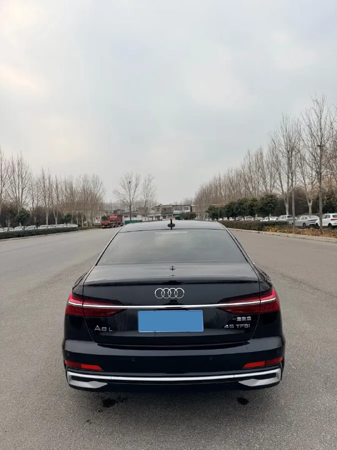 2019 Audi A6L 2.0T 190HP L4 7DCT,autocango,china used car exporter,china ev exporter,chinese used car exporter,chinese used ev exporter
