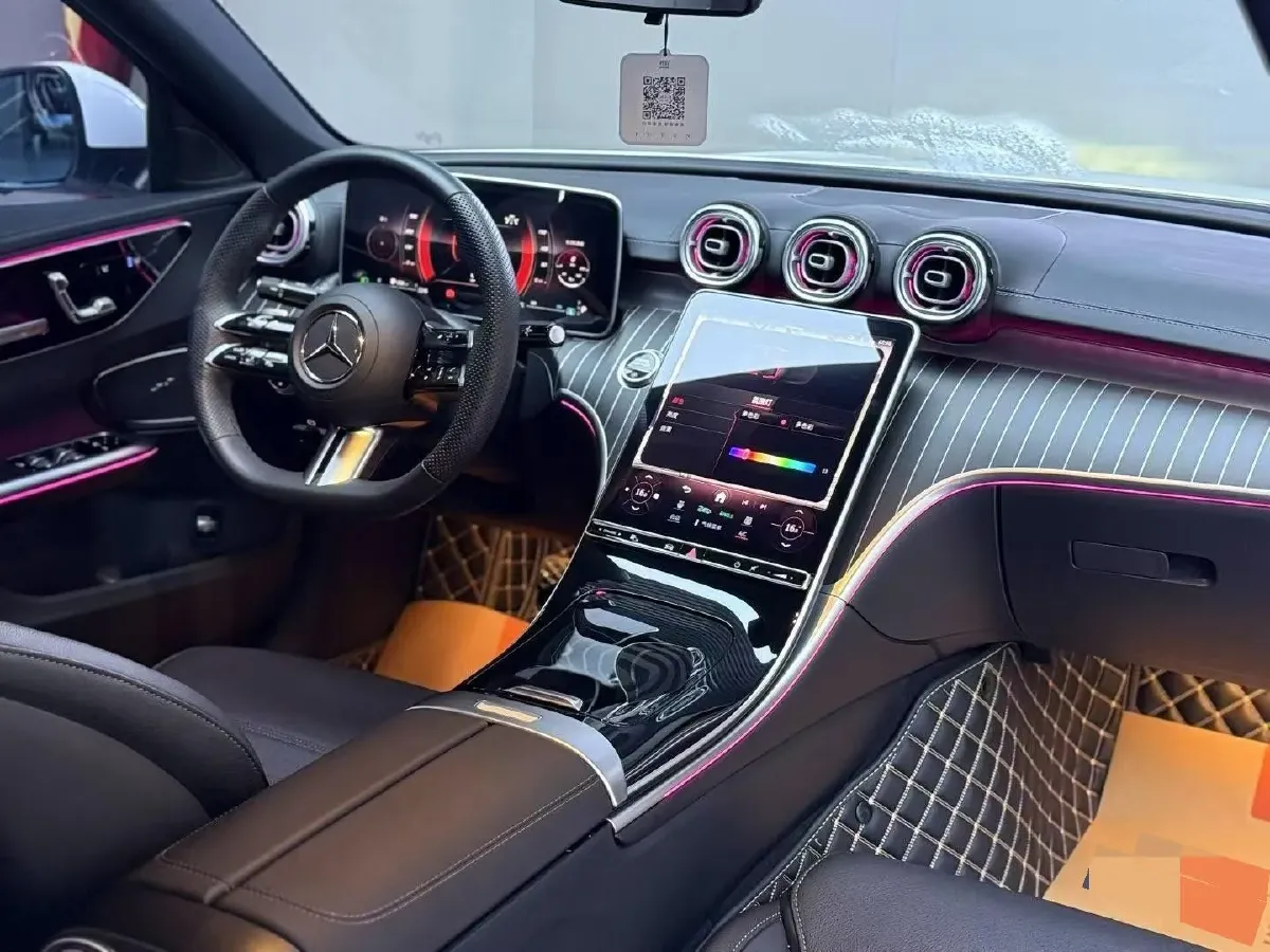 2024 Mercedes-Benz C Class 1.5T 204HP L4 9AT,autocango,china used car exporter,china ev exporter,chinese used car exporter,chinese used ev exporter