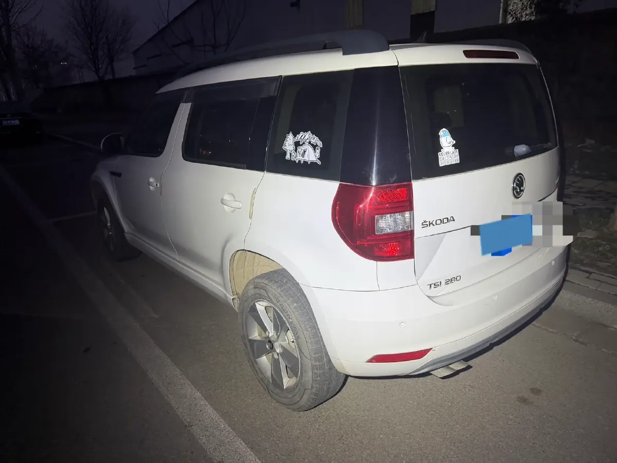 2017 Skoda Yeti 1.4T 150HP L4 7DCT,autocango,china used car exporter,china ev exporter,chinese used car exporter,chinese used ev exporter