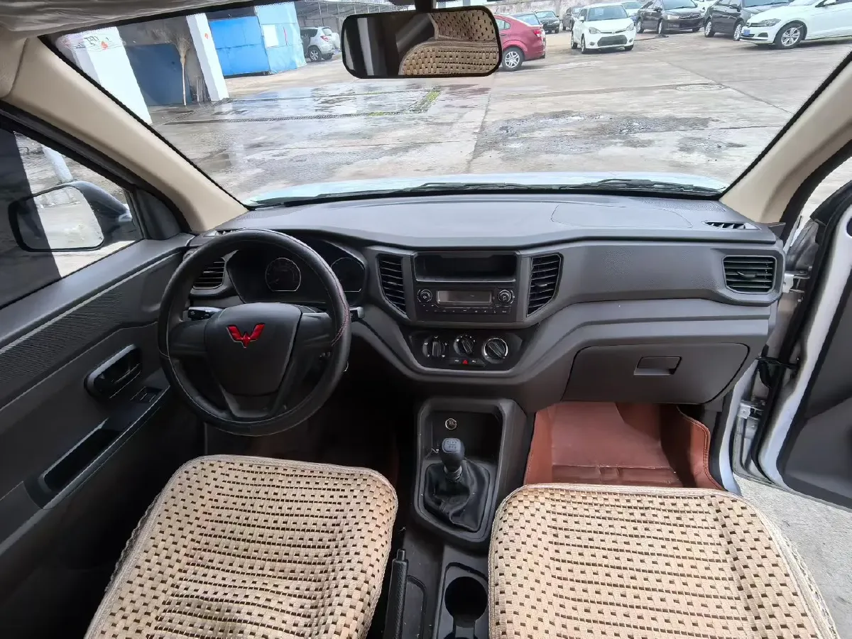 2022 JinBei Little Sea Lion X30 1.5L 102HP L4 5MT,autocango,china used car exporter,china ev exporter,chinese used car exporter,chinese used ev exporter