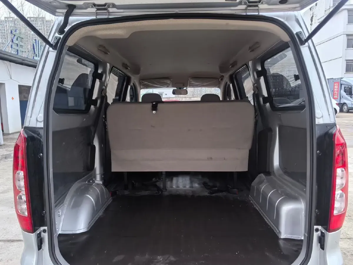 2022 JinBei Little Sea Lion X30 1.5L 102HP L4 5MT,autocango,china used car exporter,china ev exporter,chinese used car exporter,chinese used ev exporter