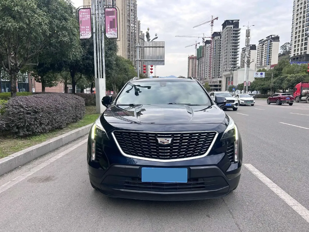 2020 Cadillac XT4 2.0T 241HP L4 9AT,autocango,china used car exporter,china ev exporter,chinese used car exporter,chinese used ev exporter
