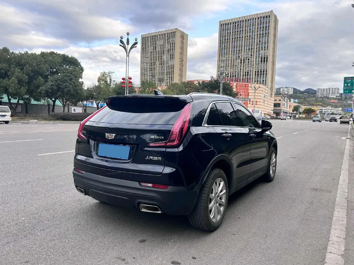 2020 Cadillac XT4 2.0T 241HP L4 9AT,autocango,china used car exporter,china ev exporter,chinese used car exporter,chinese used ev exporter