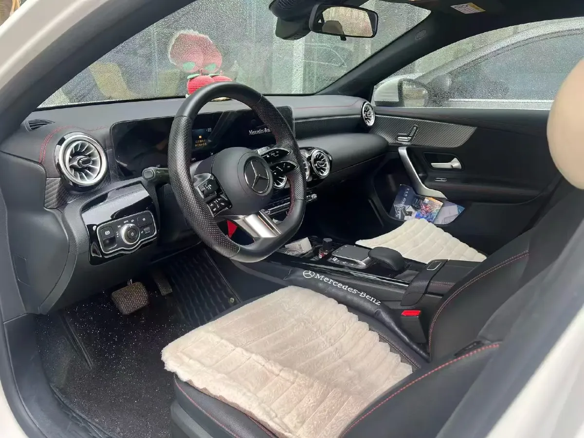 2023 Mercedes-Benz A Class 1.3T 163HP L4 7DCT,autocango,china used car exporter,china ev exporter,chinese used car exporter,chinese used ev exporter