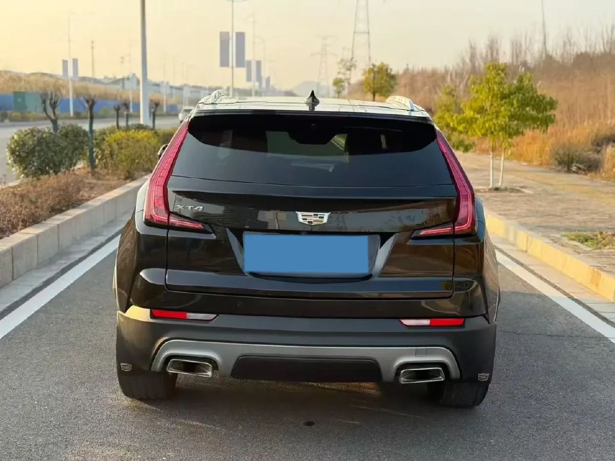 2020 Cadillac XT4 2.0T 241HP L4 9AT,autocango,china used car exporter,china ev exporter,chinese used car exporter,chinese used ev exporter