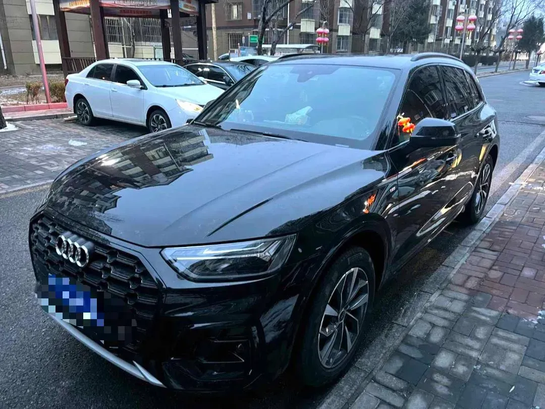 2024 Audi Q5L 2.0T 245HP L4 7DCT,autocango,china used car exporter,china ev exporter,chinese used car exporter,chinese used ev exporter