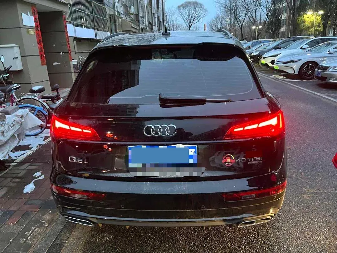 2024 Audi Q5L 2.0T 245HP L4 7DCT,autocango,china used car exporter,china ev exporter,chinese used car exporter,chinese used ev exporter