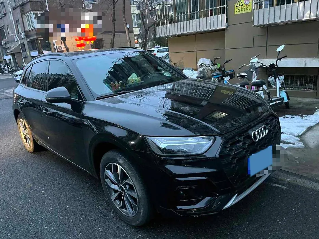 2024 Audi Q5L 2.0T 245HP L4 7DCT,autocango,china used car exporter,china ev exporter,chinese used car exporter,chinese used ev exporter