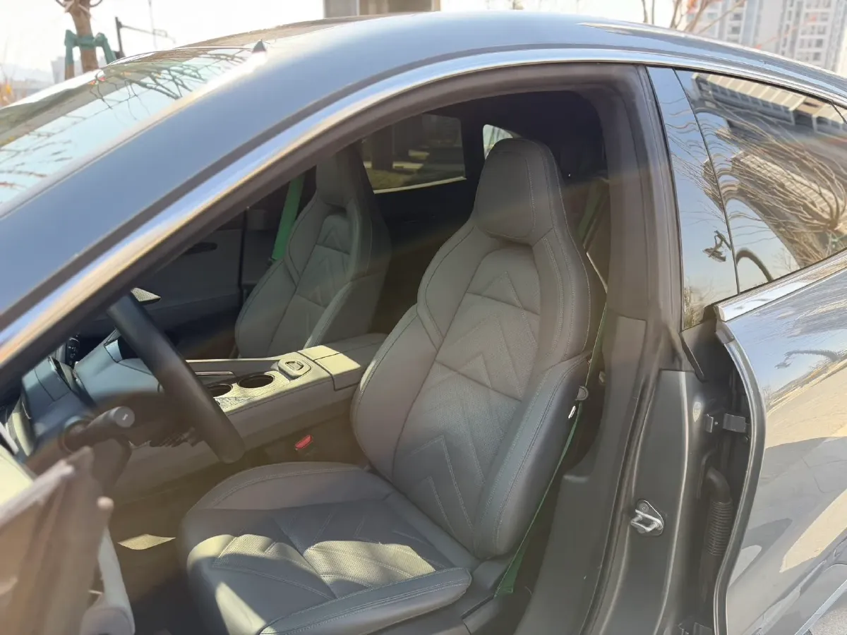 2022 Zeekr 001 BEV 100KWH,autocango,china used car exporter,china ev exporter,chinese used car exporter,chinese used ev exporter