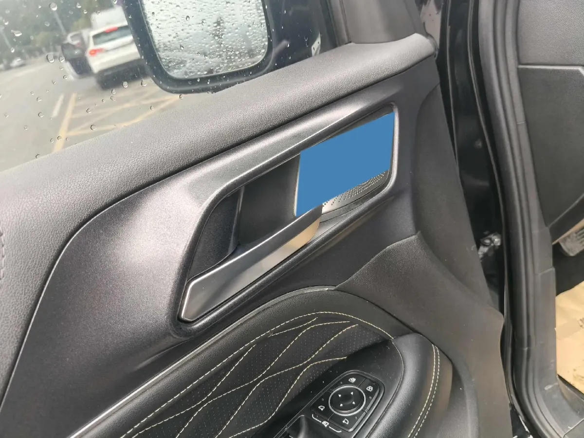 2021 Tank 300 2.0T 227HP L4 8AT,autocango,china used car exporter,china ev exporter,chinese used car exporter,chinese used ev exporter