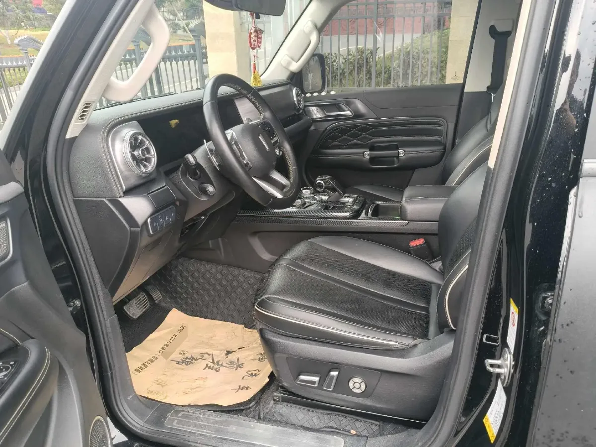 2021 Tank 300 2.0T 227HP L4 8AT,autocango,china used car exporter,china ev exporter,chinese used car exporter,chinese used ev exporter