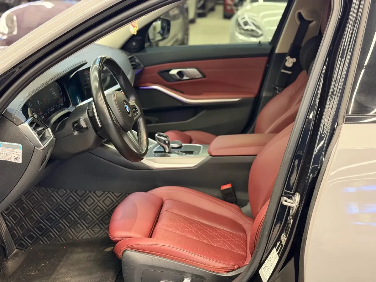 2022 BMW 3 Series 2.0T 184HP L4 8AT,autocango,china used car exporter,china ev exporter,chinese used car exporter,chinese used ev exporter