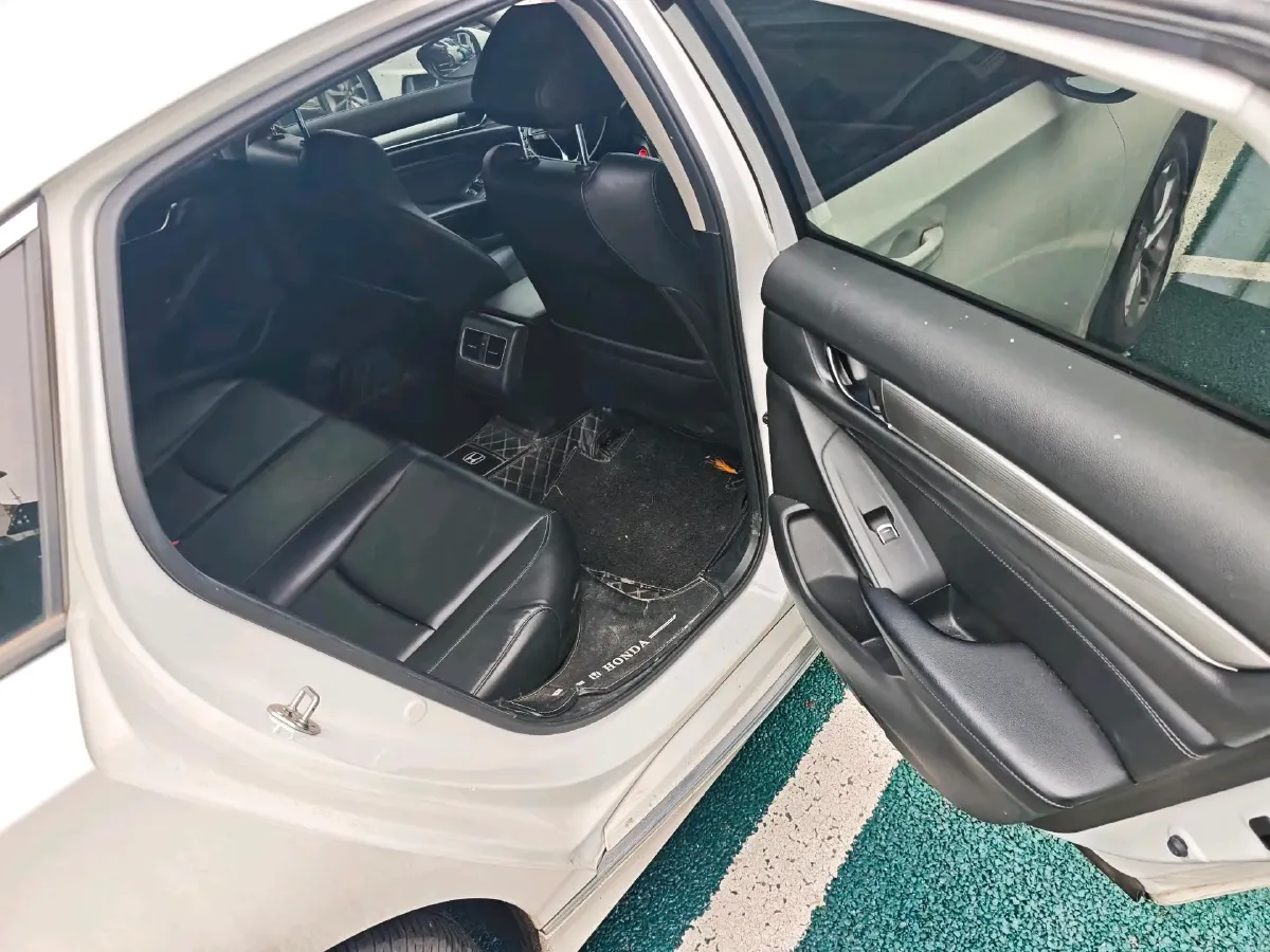 2018 Honda Accord 1.5T 194HP L4 CVT,autocango,china used car exporter,china ev exporter,chinese used car exporter,chinese used ev exporter