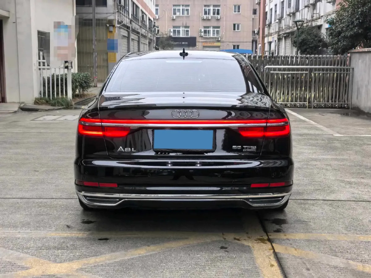 2022 Audi A8 3.0T 286HP V6 8AT,autocango,china used car exporter,china ev exporter,chinese used car exporter,chinese used ev exporter