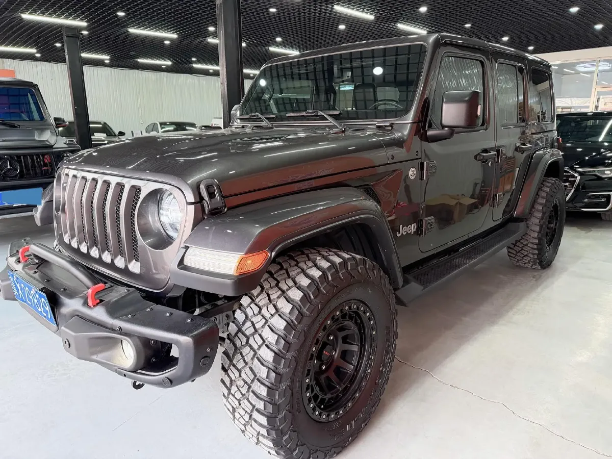 2019 Jeep Wrangler 2.0T 266HP L4 8AT,autocango,china used car exporter,china ev exporter,chinese used car exporter,chinese used ev exporter