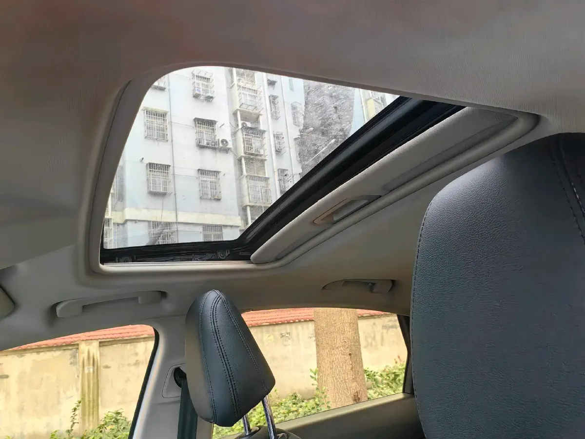 2019 Peugeot 308 1.6L 117HP L4 6AT,autocango,china used car exporter,china ev exporter,chinese used car exporter,chinese used ev exporter