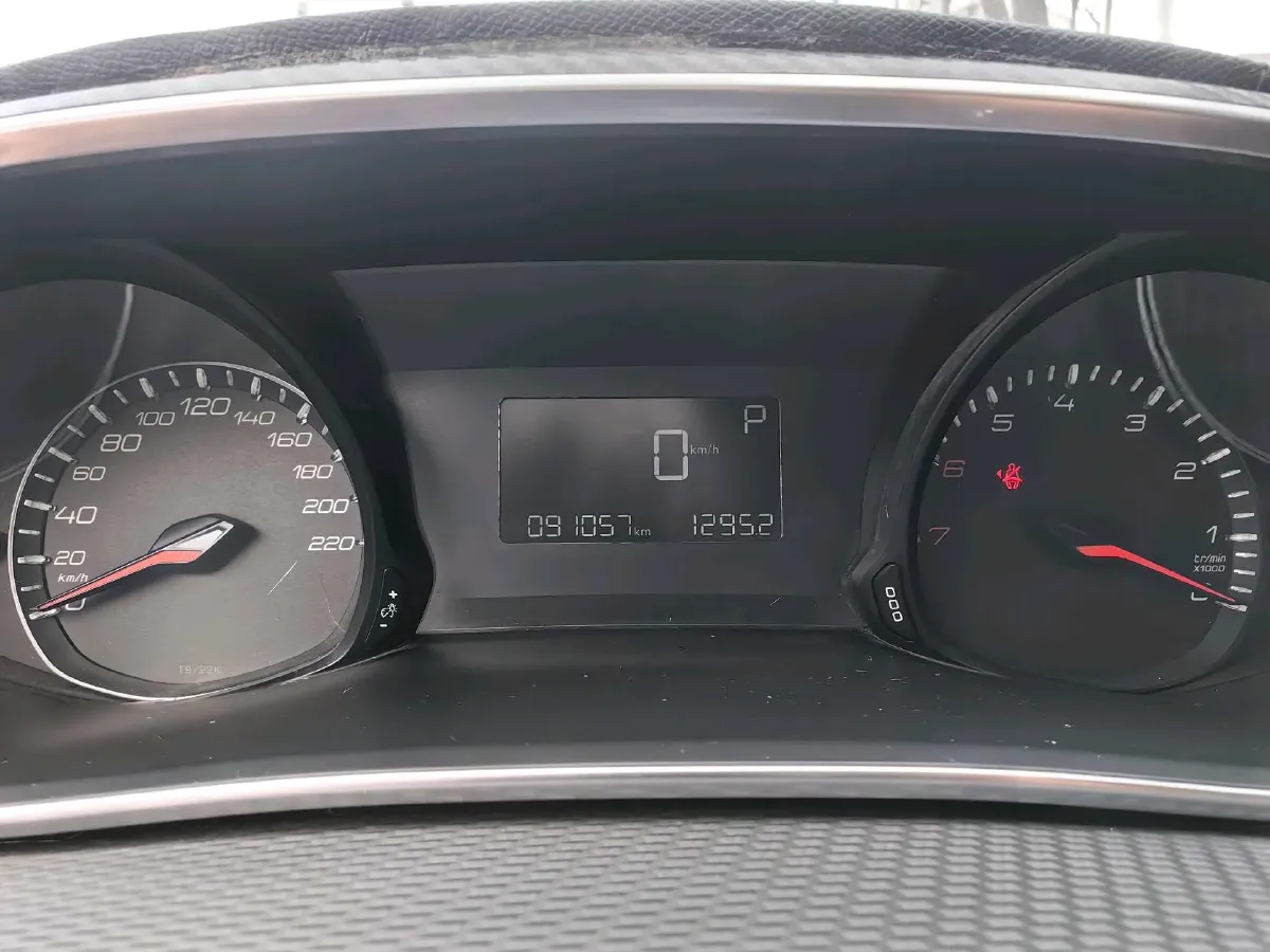 2019 Peugeot 308 1.6L 117HP L4 6AT,autocango,china used car exporter,china ev exporter,chinese used car exporter,chinese used ev exporter