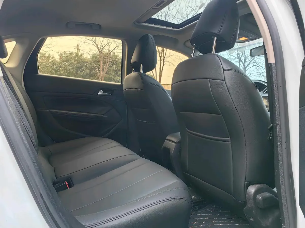 2019 Peugeot 308 1.6L 117HP L4 6AT,autocango,china used car exporter,china ev exporter,chinese used car exporter,chinese used ev exporter