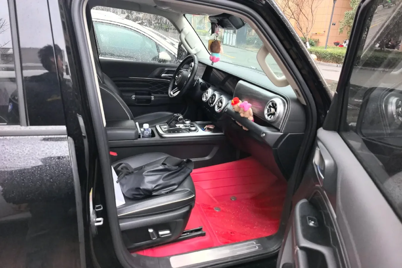 2024 Tank 300 2.0T 227HP L4 8AT,autocango,china used car exporter,china ev exporter,chinese used car exporter,chinese used ev exporter