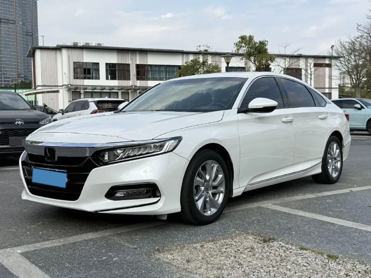 2018 Honda Accord 1.5T 194HP L4 CVT,autocango,china used car exporter,china ev exporter,chinese used car exporter,chinese used ev exporter