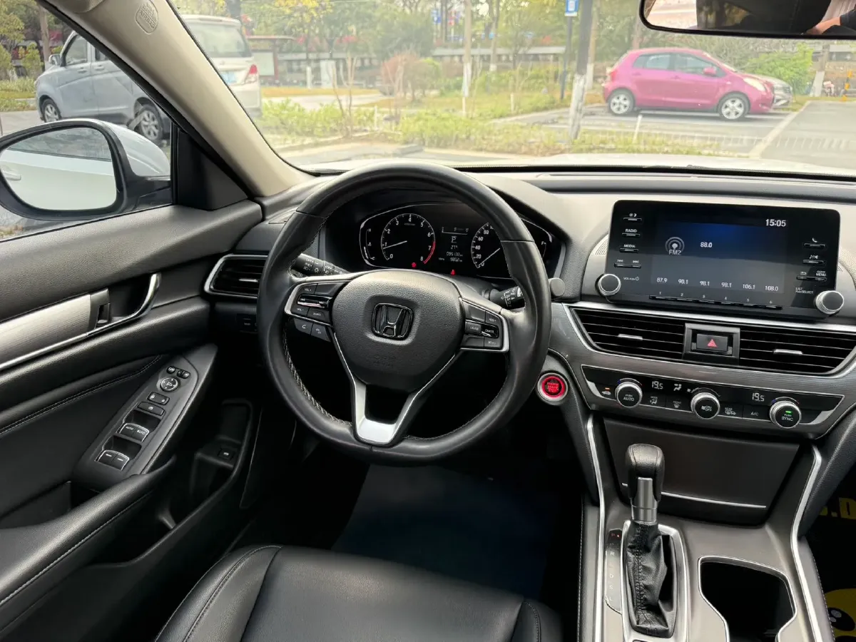 2018 Honda Accord 1.5T 194HP L4 CVT,autocango,china used car exporter,china ev exporter,chinese used car exporter,chinese used ev exporter