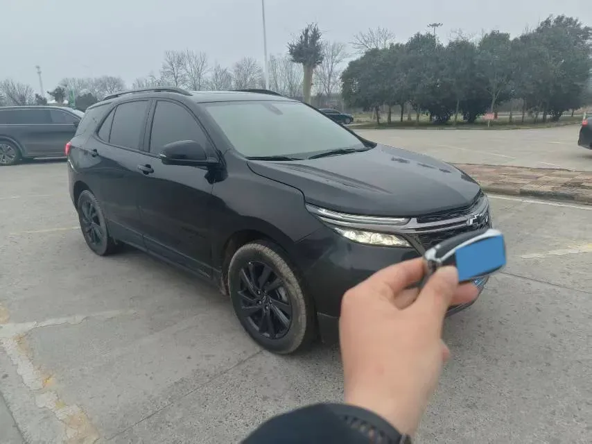 2023 Chevrolet Equinox 2.0T 237HP L4 9AT,autocango,china used car exporter,china ev exporter,chinese used car exporter,chinese used ev exporter