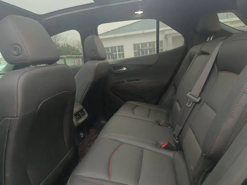 2023 Chevrolet Equinox 2.0T 237HP L4 9AT,autocango,china used car exporter,china ev exporter,chinese used car exporter,chinese used ev exporter