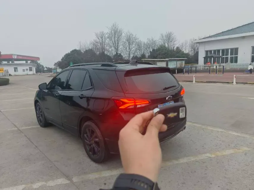 2023 Chevrolet Equinox 2.0T 237HP L4 9AT,autocango,china used car exporter,china ev exporter,chinese used car exporter,chinese used ev exporter