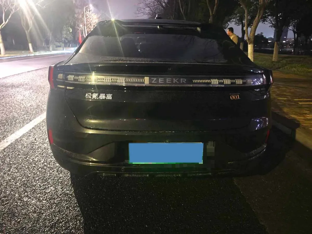 2023 Zeekr 001 BEV 86KWH,autocango,china used car exporter,china ev exporter,chinese used car exporter,chinese used ev exporter