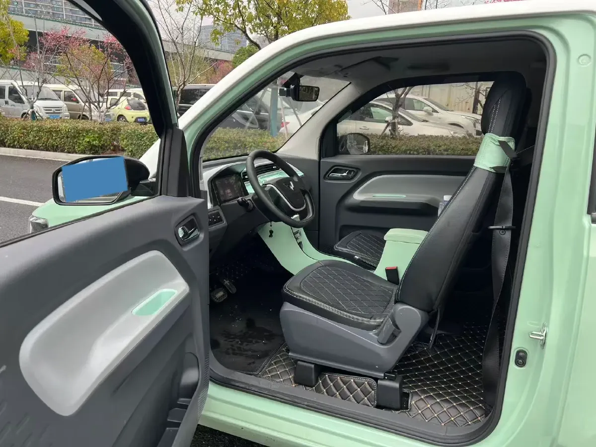 2022 WuLing HongGuang MINI EV BEV 9KWH,autocango,china used car exporter,china ev exporter,chinese used car exporter,chinese used ev exporter