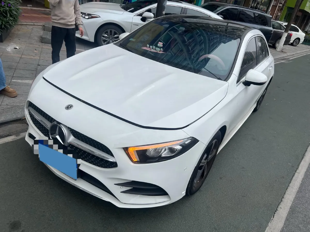 2023 Mercedes-Benz A Class 1.3T 163HP L4 7DCT,autocango,china used car exporter,china ev exporter,chinese used car exporter,chinese used ev exporter