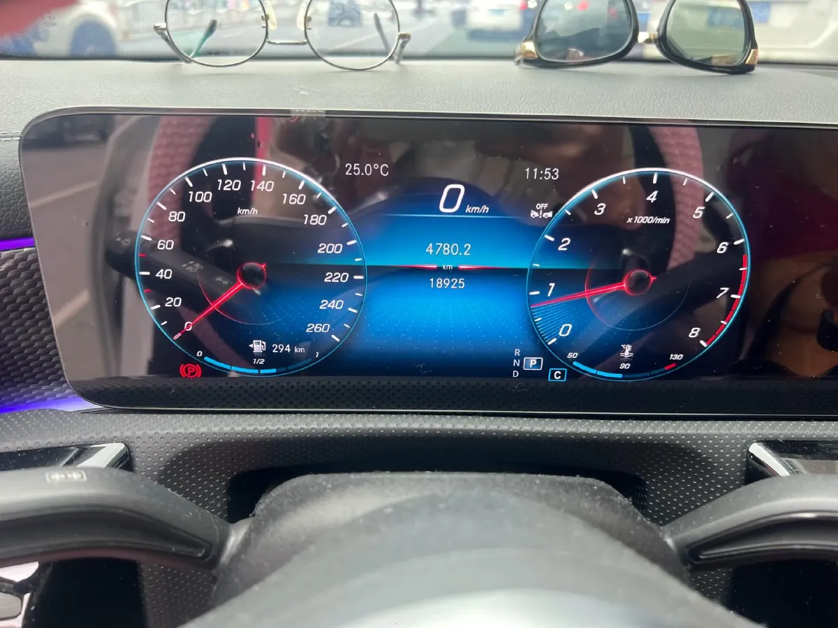 2023 Mercedes-Benz A Class 1.3T 163HP L4 7DCT,autocango,china used car exporter,china ev exporter,chinese used car exporter,chinese used ev exporter