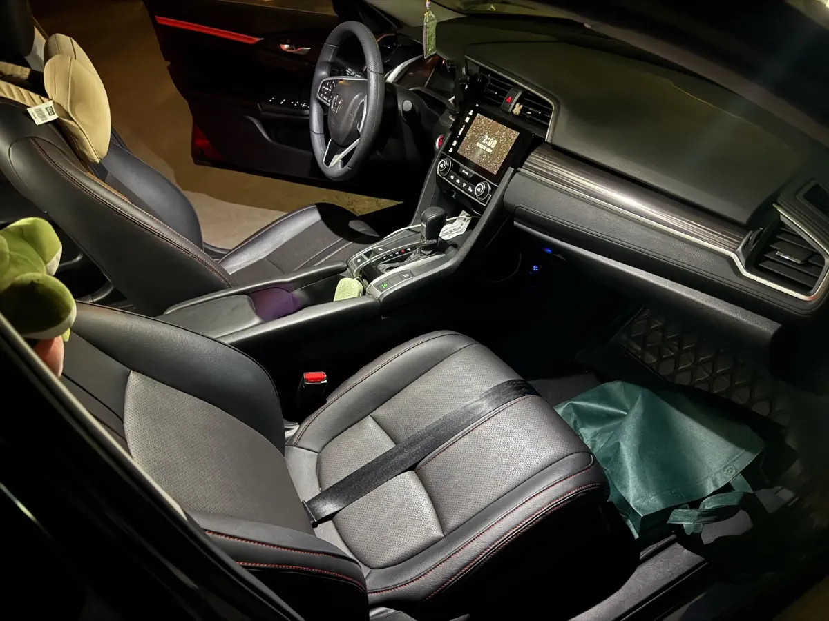 2019 Honda Civic 1.5T 177HP L4 CVT,autocango,china used car exporter,china ev exporter,chinese used car exporter,chinese used ev exporter