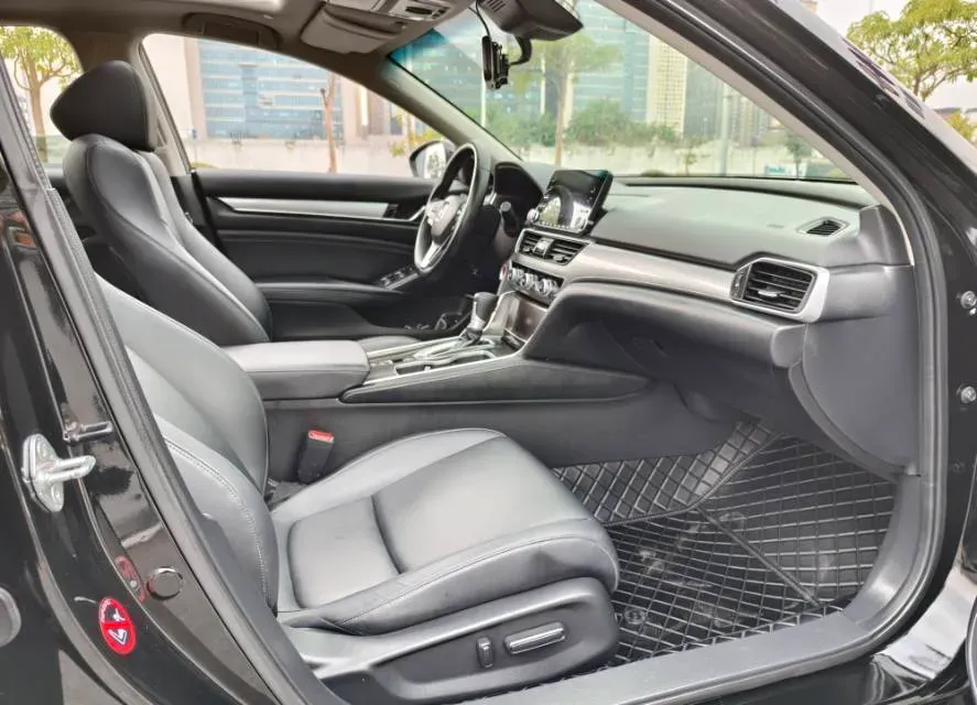 2018 Honda Accord 1.5T 194HP L4 CVT,autocango,china used car exporter,china ev exporter,chinese used car exporter,chinese used ev exporter