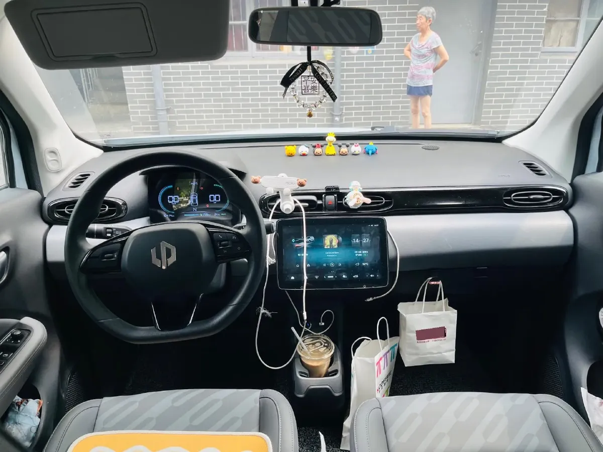 2024 Leapmotor T03 BEV 41.3KWH,autocango,china used car exporter,china ev exporter,chinese used car exporter,chinese used ev exporter