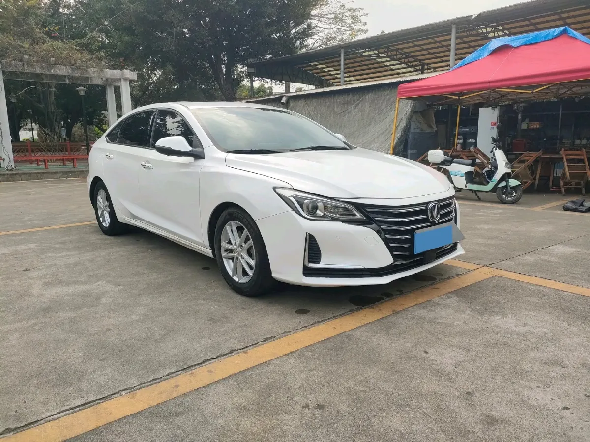 2020 ChangAn Raeton CC 1.5T 156HP L4 6AT,autocango,china used car exporter,china ev exporter,chinese used car exporter,chinese used ev exporter