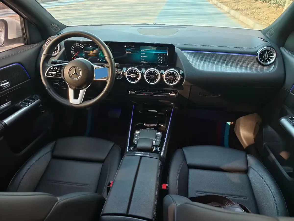 2022 Mercedes-Benz GLA Class 1.3T 163HP L4 7DCT,autocango,china used car exporter,china ev exporter,chinese used car exporter,chinese used ev exporter