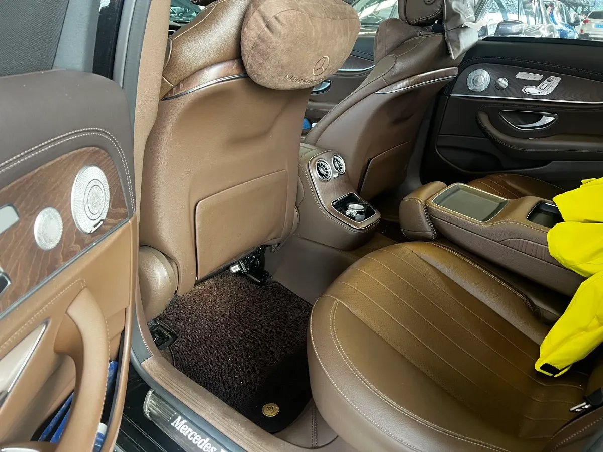 2021 Mercedes-Benz E Class 2.0T 258HP L4 9AT,autocango,china used car exporter,china ev exporter,chinese used car exporter,chinese used ev exporter