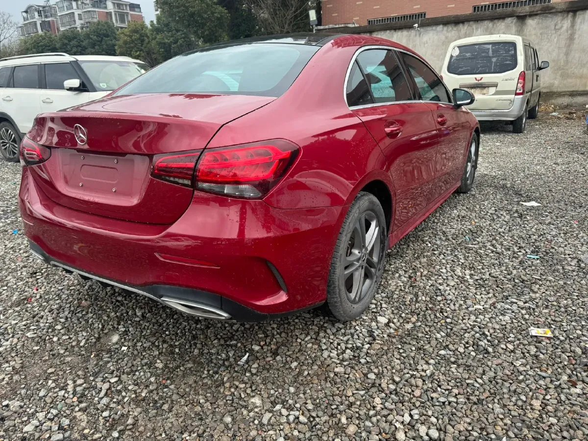 2022 Mercedes-Benz A Class 1.3T 136HP L4 7DCT,autocango,china used car exporter,china ev exporter,chinese used car exporter,chinese used ev exporter