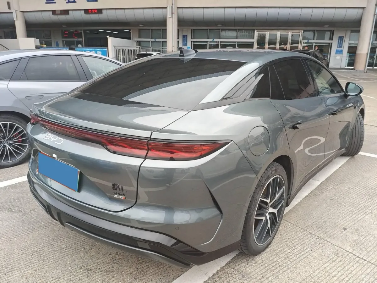 2025 BYD HanL 1.5T 156HP L4 E-CVT PHEV,autocango,china used car exporter,china ev exporter,chinese used car exporter,chinese used ev exporter