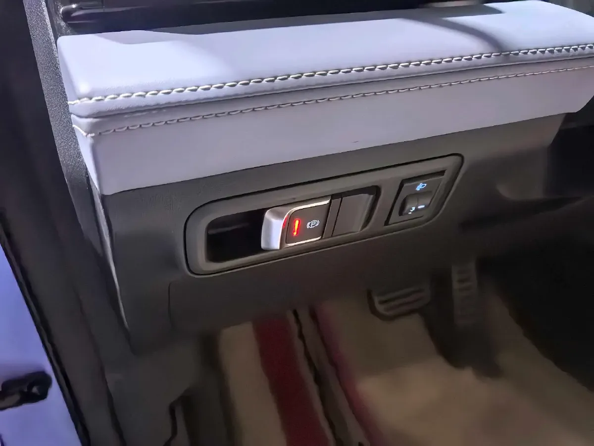 2021 Volkswagen ID.4 Crozz BEV 55.7KWH,autocango,china used car exporter,china ev exporter,chinese used car exporter,chinese used ev exporter