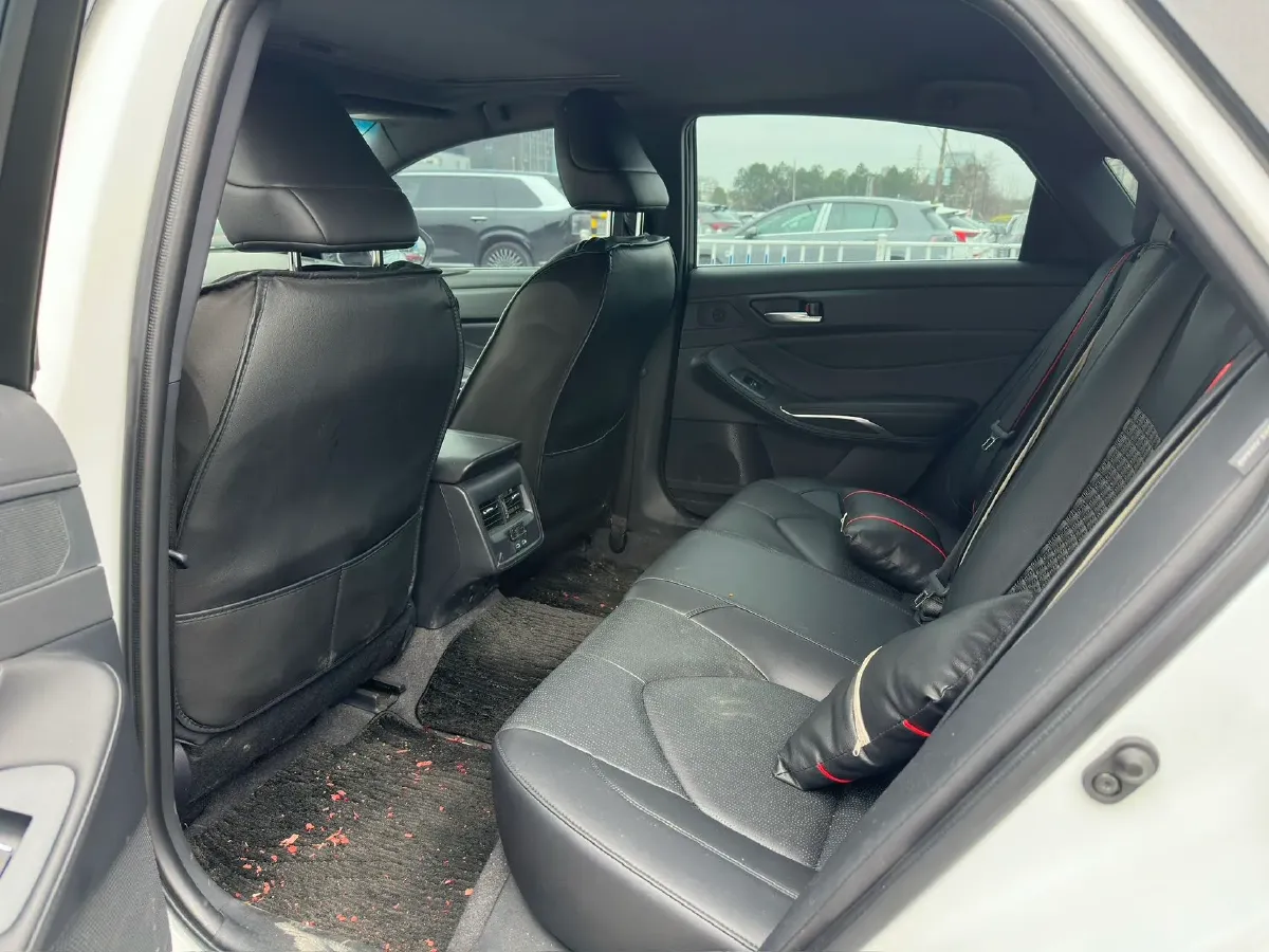 2023 Toyota Avalon 2.0L 177HP L4 CVT,autocango,china used car exporter,china ev exporter,chinese used car exporter,chinese used ev exporter